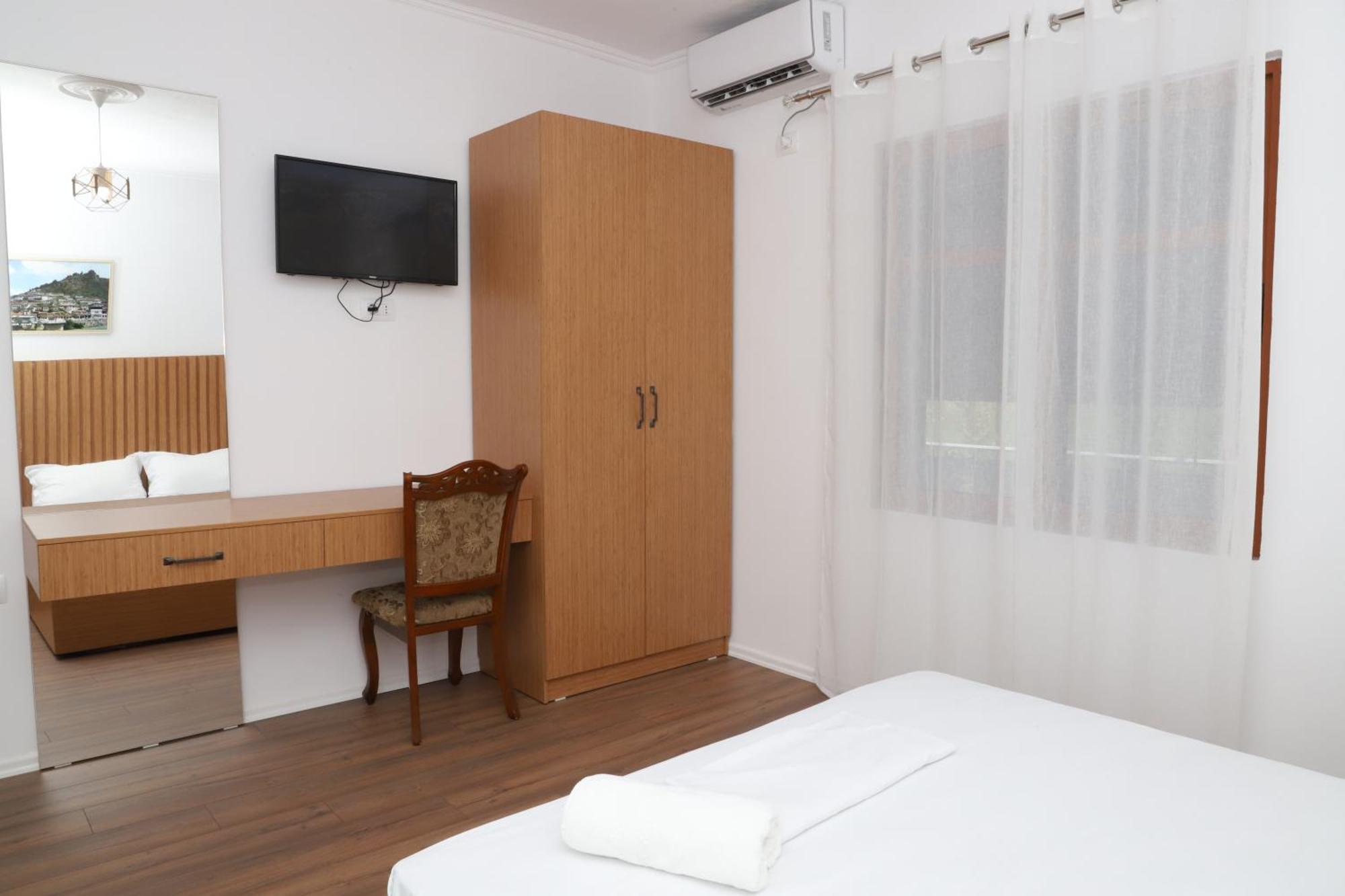 Villa Fjorentin Μπεράτ Εξωτερικό φωτογραφία