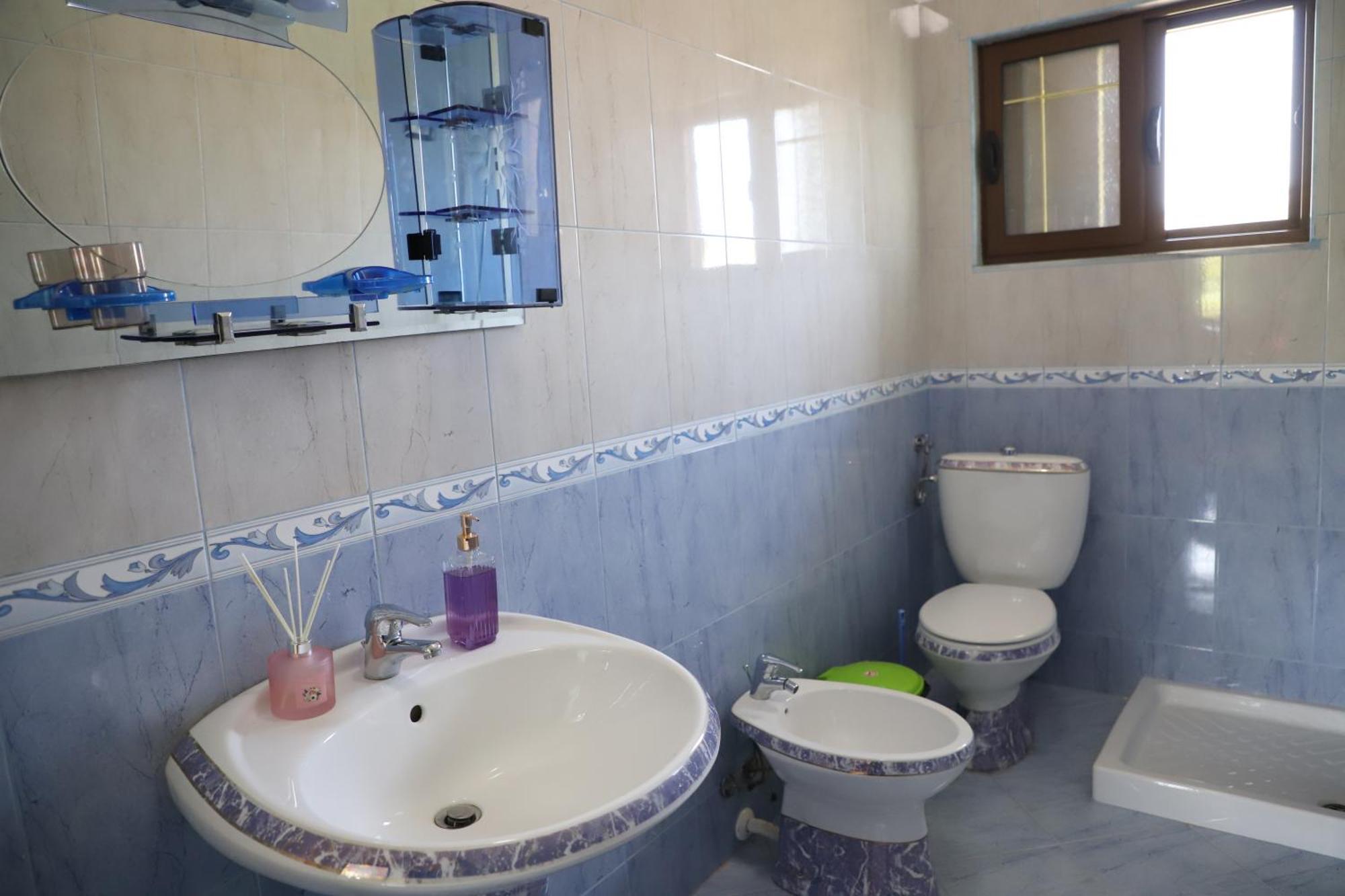 Villa Fjorentin Μπεράτ Εξωτερικό φωτογραφία